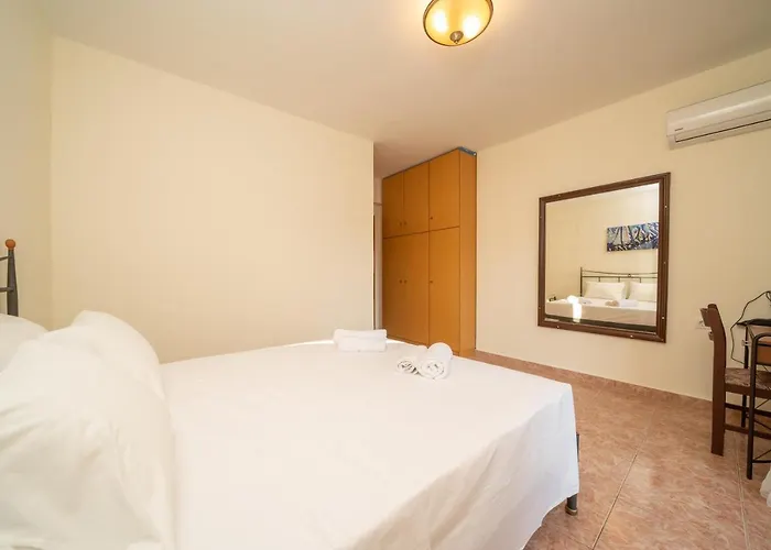 Afroditi - Yellow Apartament